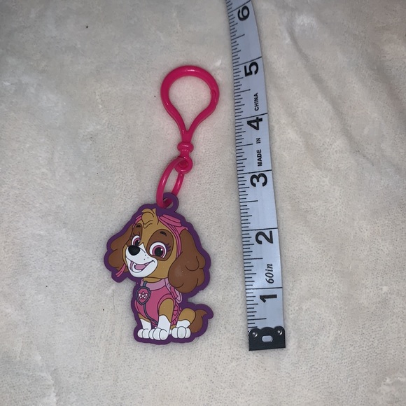 Paw Patrol Clip Keychain Key Chain Ring Hangtag Skye - Picture 2 of 3